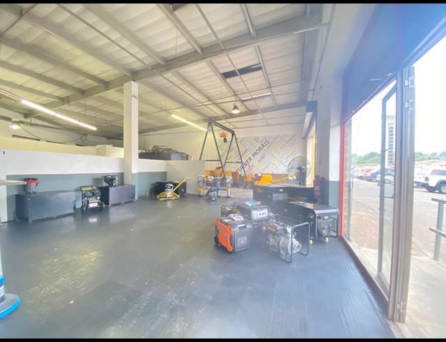 386M² WAREHOUSE TO LET IN RANDBURG CENTRAL